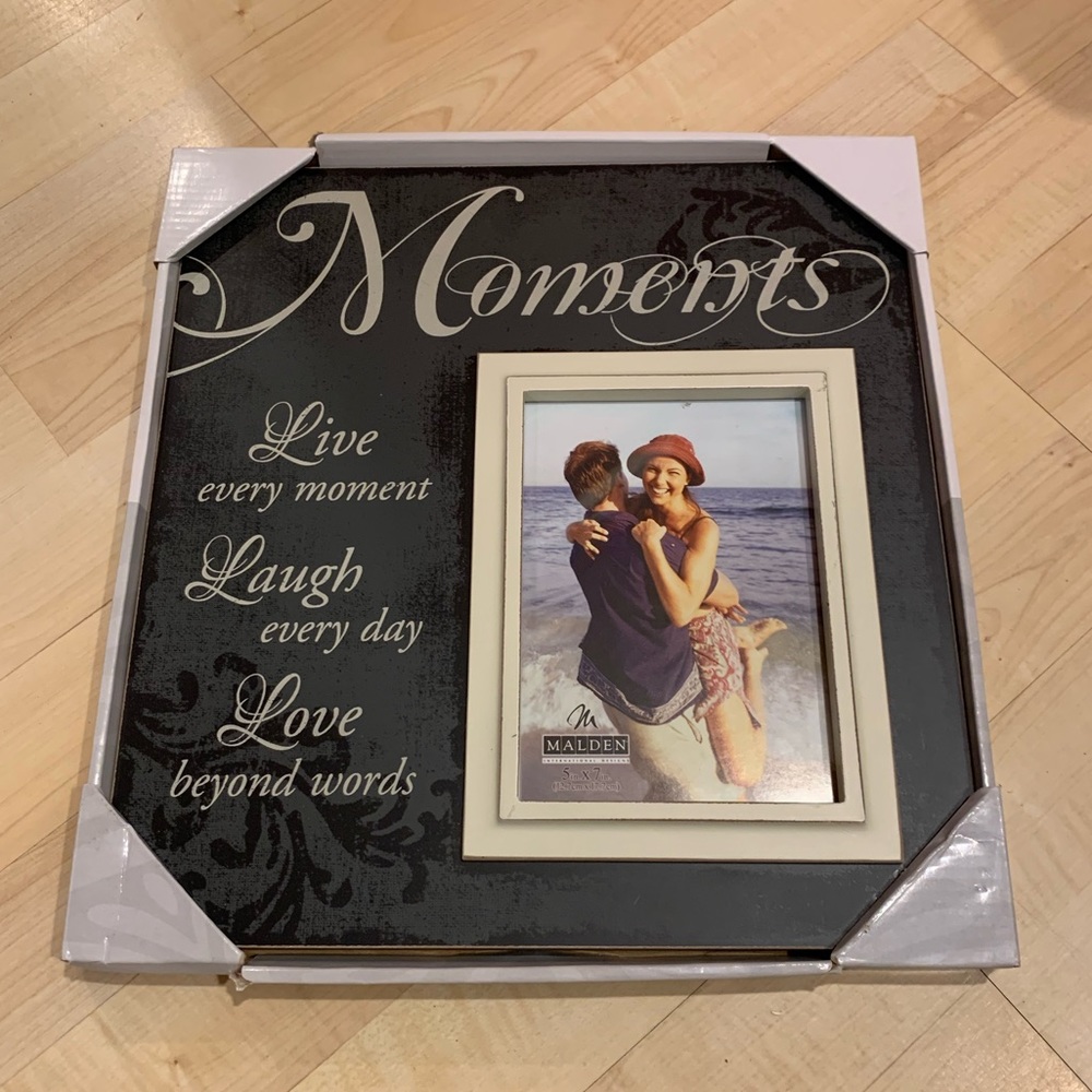 “Moments” Photo Frame